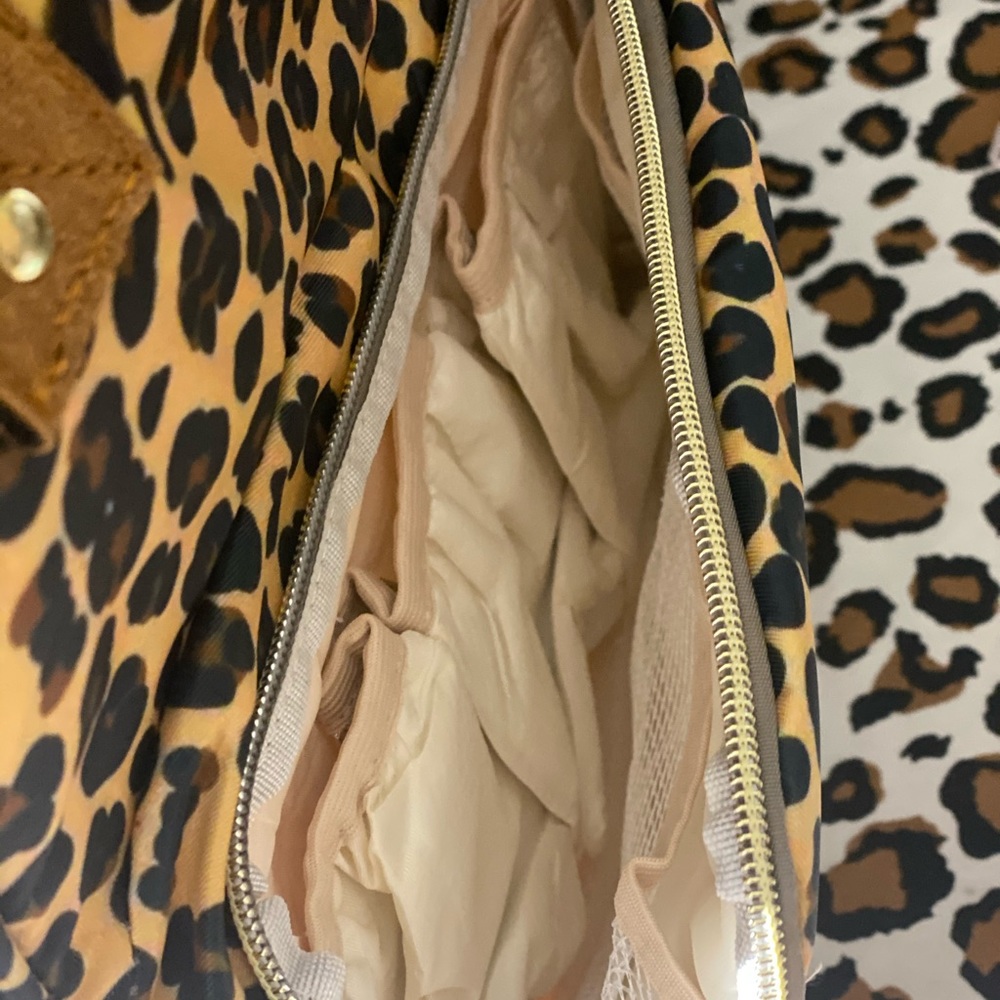 Leopard Diaper Backpack - Picture 5 of 5